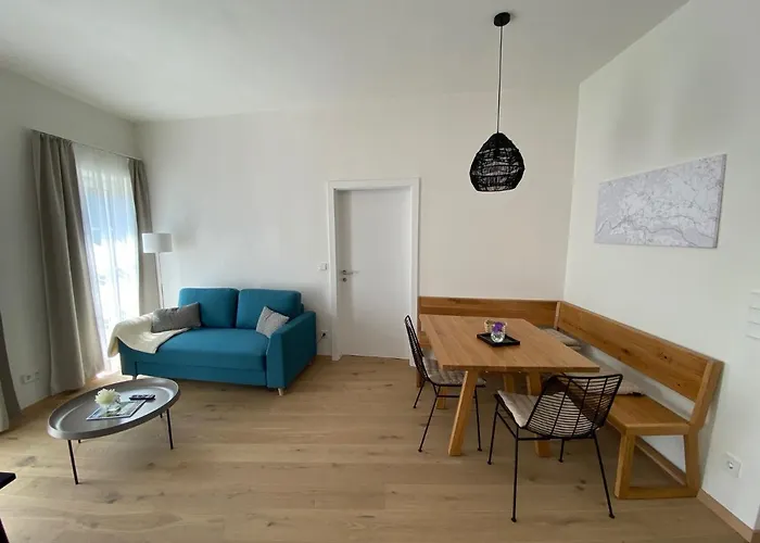 Ferienwohnung Weingut Hoellerer